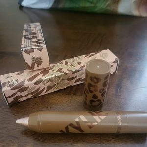 (5) BUNDLE KYLIE  SHADOW STICK